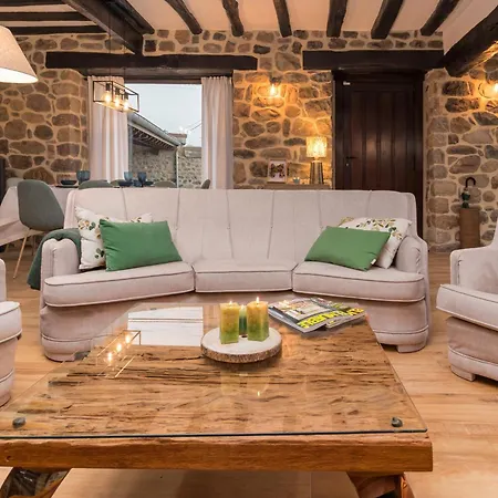 Holiday home La Casona De *